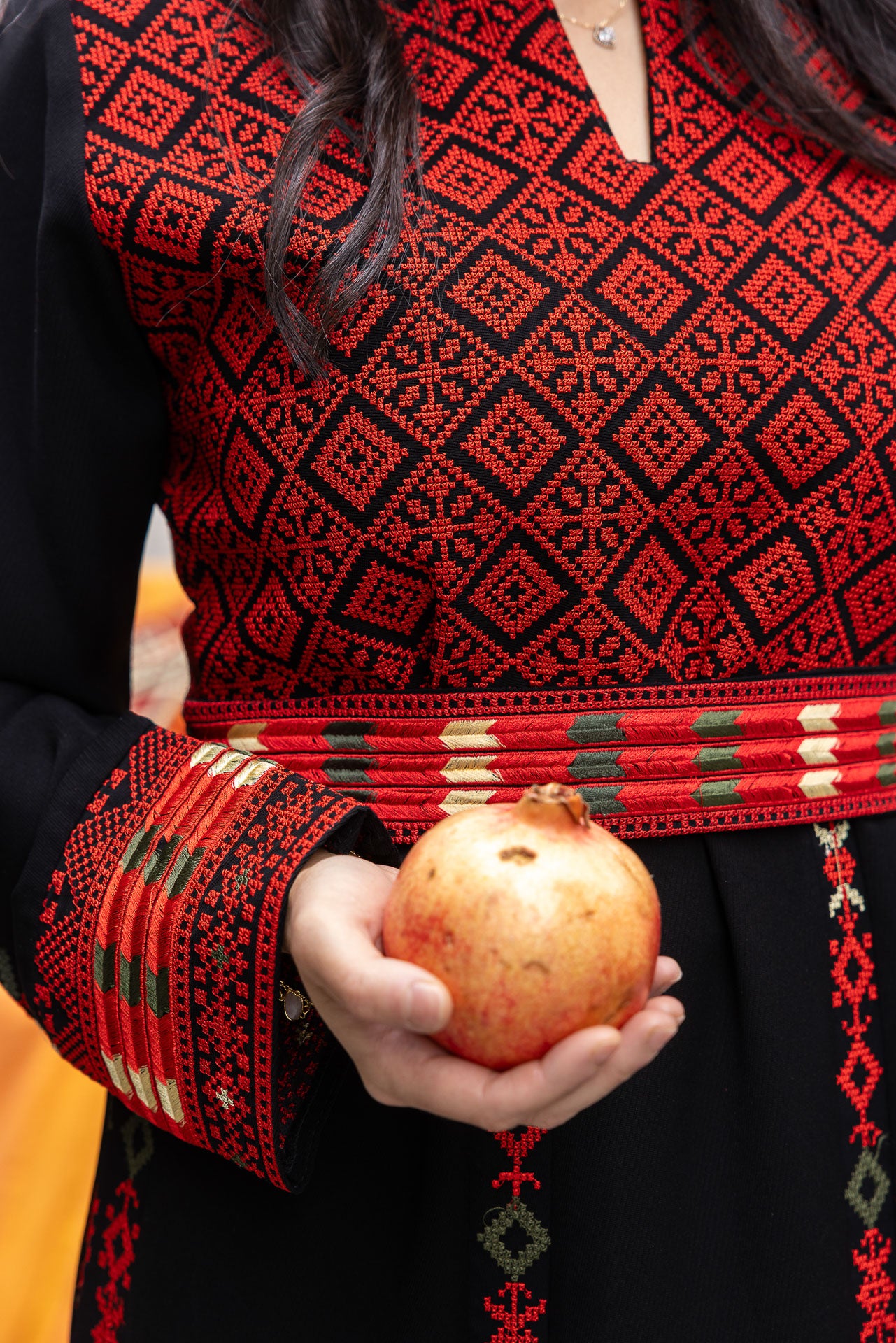 Al-Khalil Ruby Thob